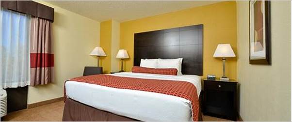 Best Western Plus Denver Tech Center hotel rooms