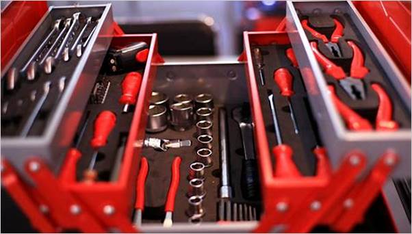 Best mechanic tool set for auto repair shop