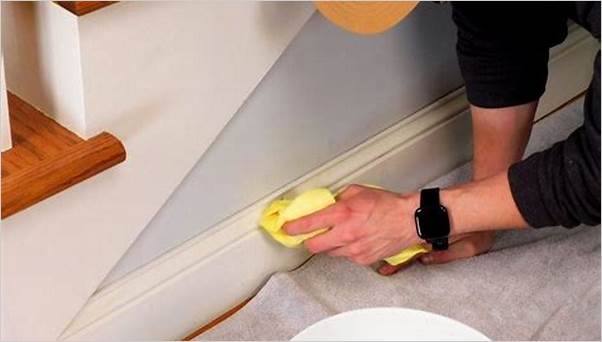 Best tool for cleaning baseboards 2024